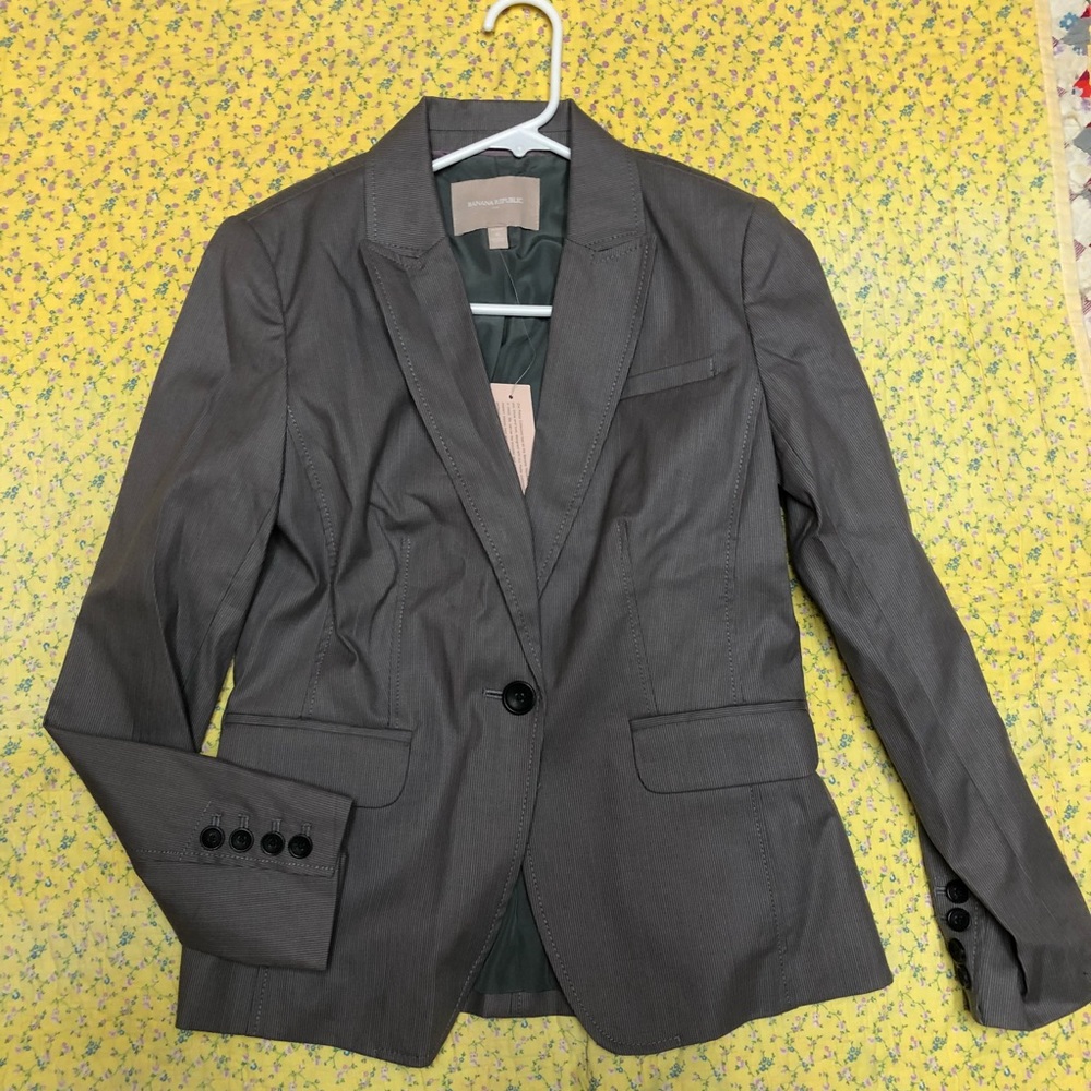 Banana republic NWT six petite gray blazer